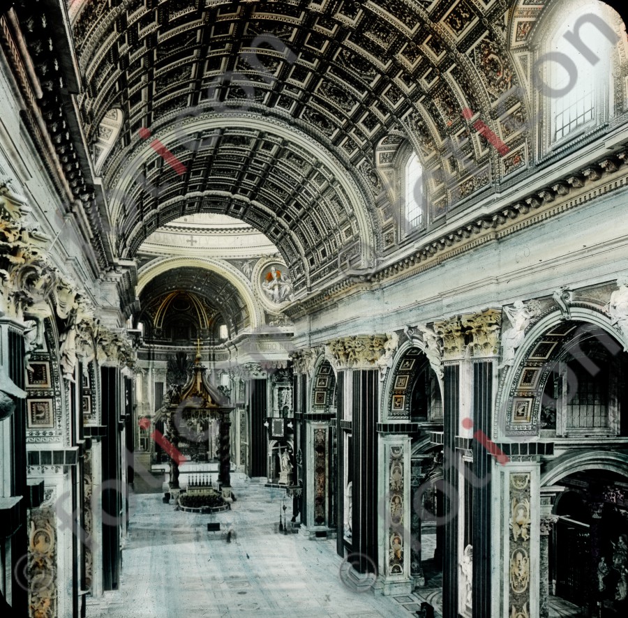 Inneres von St. Peter | Interior of St. Peter - Foto foticon-simon-037-005.jpg | foticon.de - Bilddatenbank für Motive aus Geschichte und Kultur